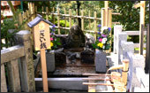 京都の観光・旅行−水かけ地蔵−